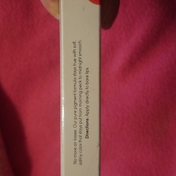 Liquid lip color - Picture 5 of 6